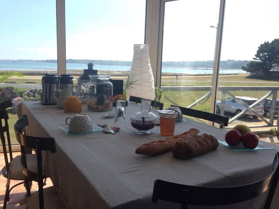 Chambre Vue Mer Dans Maison, Perros-Guirec Exterior photo
